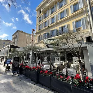 & Monsigny Hotel